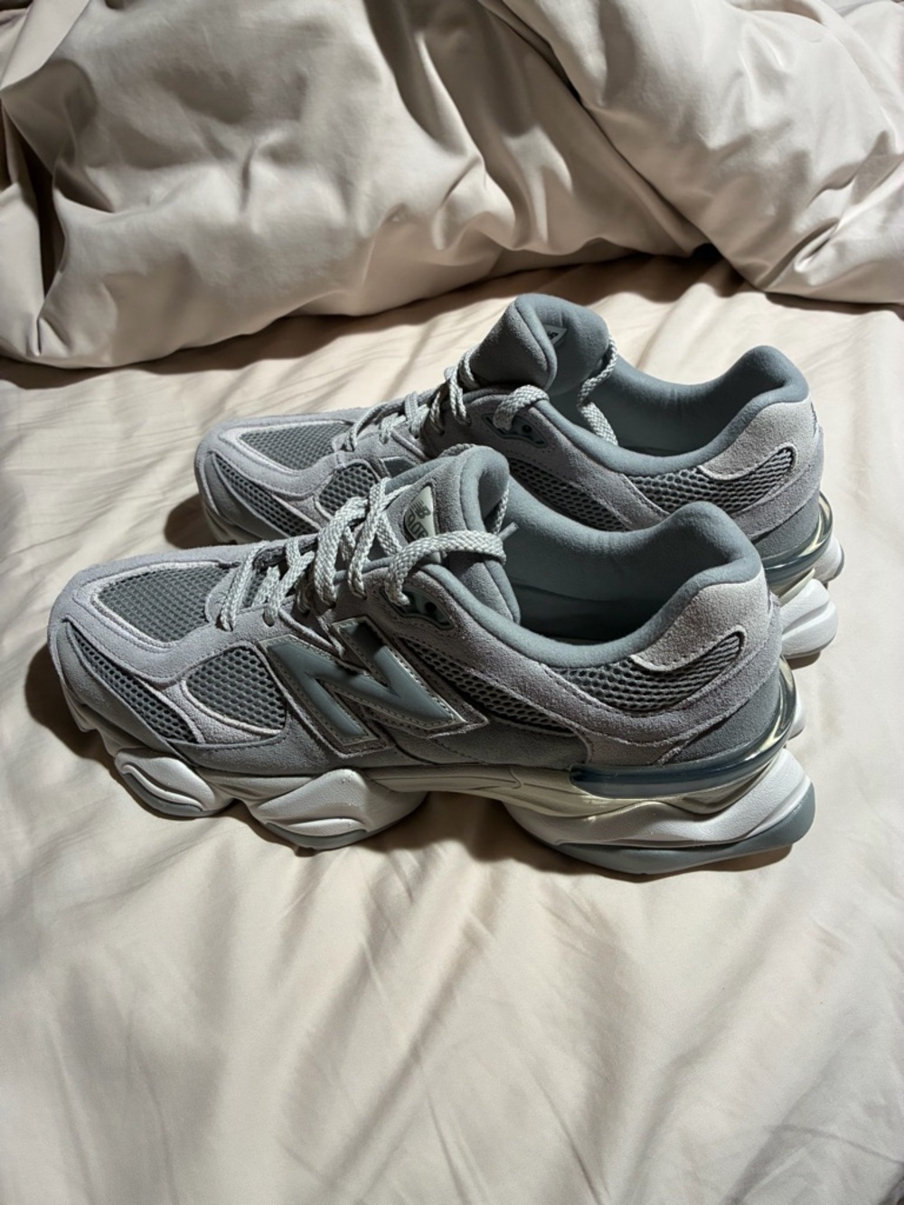 New Balance 9060- slate grey sneakers